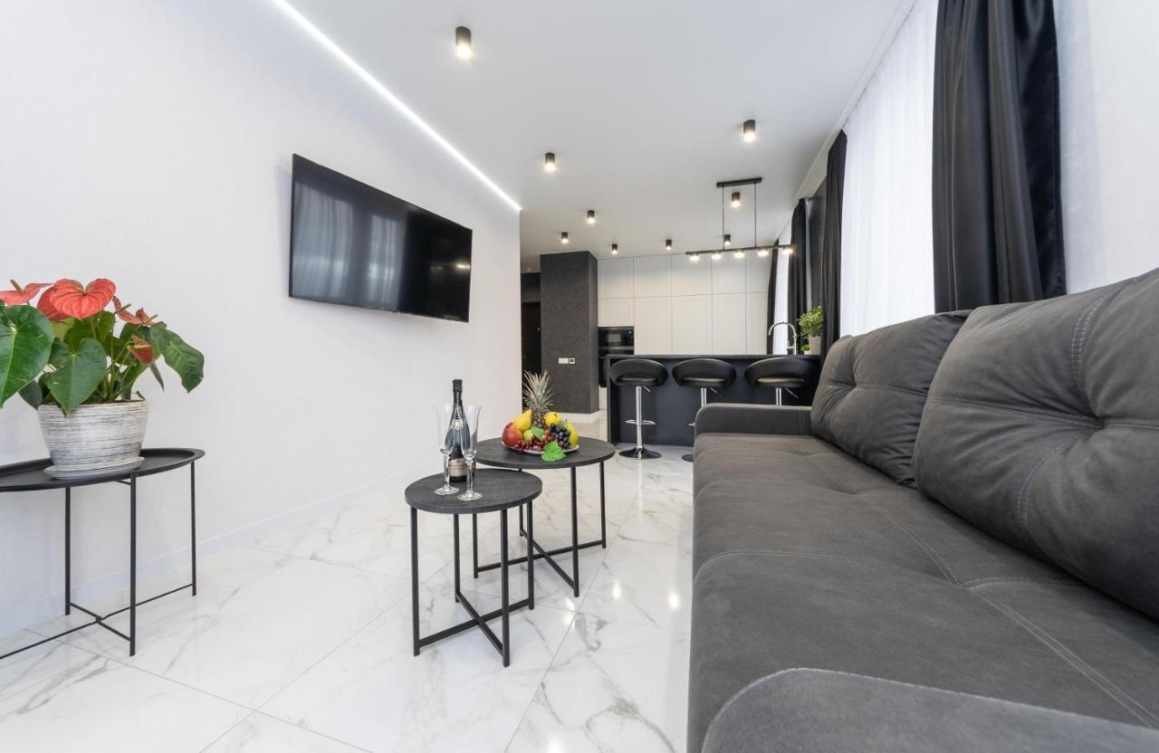 Лучшие Апартаменты В Жк Seven Днепровская Набережная Осокорки Kiew Exterior foto